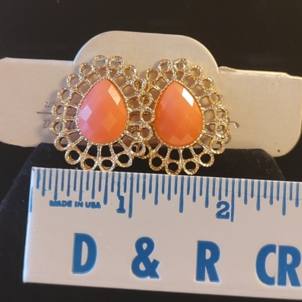 🌟BOGO Free🌟Sophia Collection Peach Jewelry Set - Picture 3 of 8
